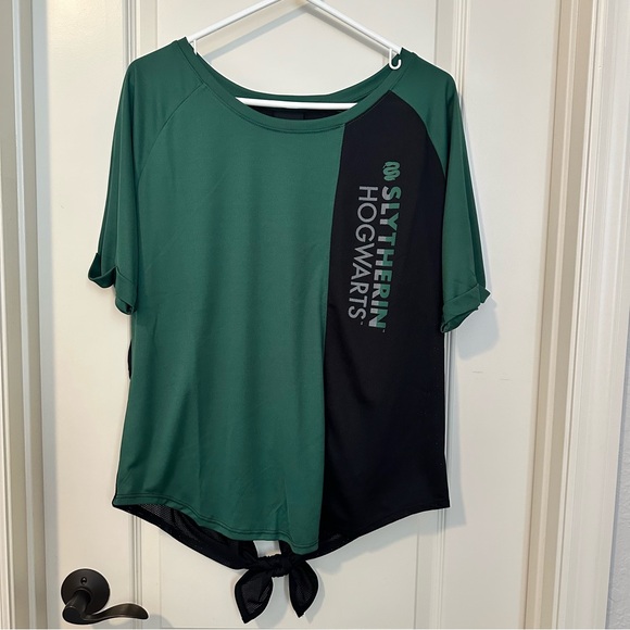 Warner Bros. Tops - Universal‎ Studios Harry Potter Slytherin Athletic Tie Back Shirt L NWOT